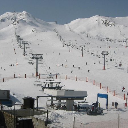 Apartamentos Grifovacances Tres Estrelles Club Pas De La Casa Luaran gambar