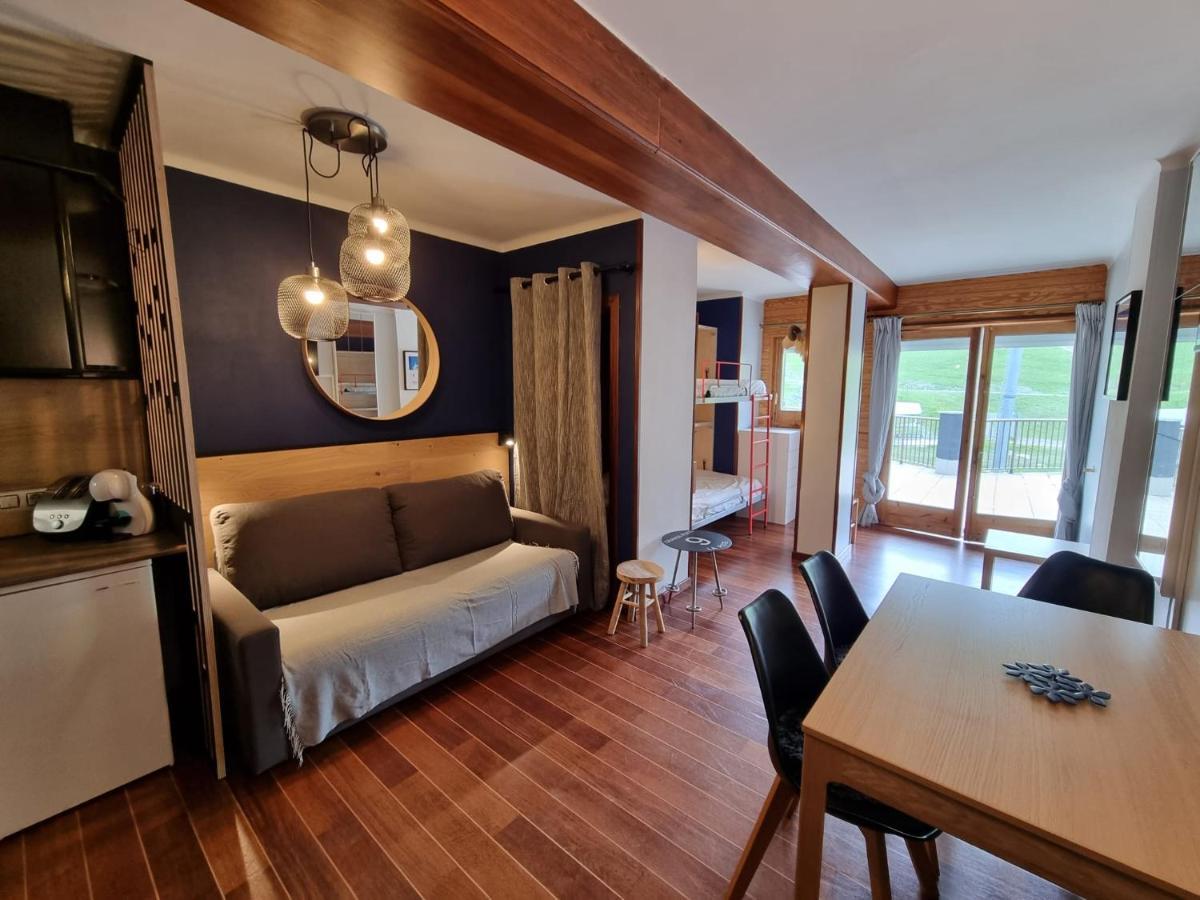 Apartamentos Grifovacances Tres Estrelles Club Pas De La Casa Luaran gambar