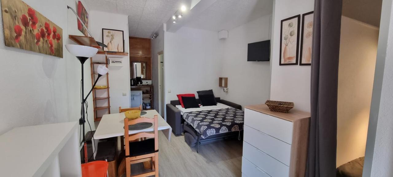 Apartamentos Grifovacances Tres Estrelles Club Pas De La Casa Luaran gambar